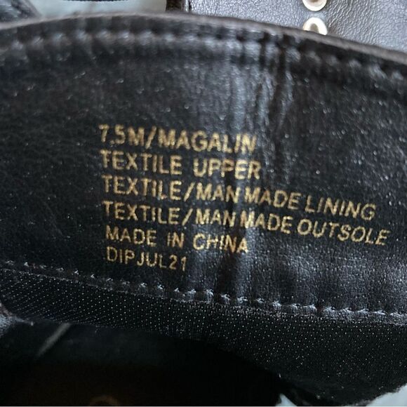 Xoxo Women's Magalin Sweater Trim Hiker Booties Women's size 7.5 - Picture 9 of 9